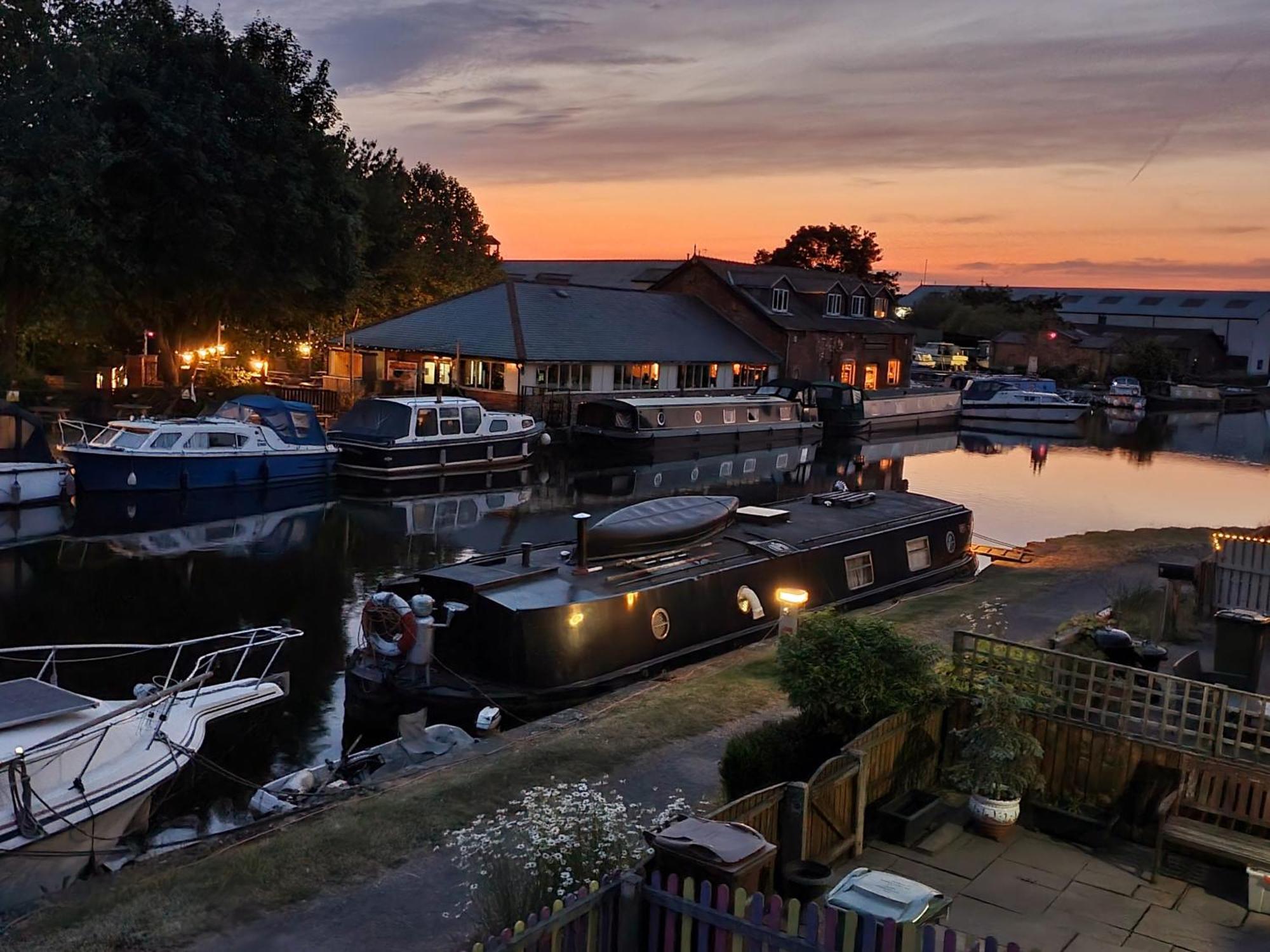 The Moorings Villa Wakefield Buitenkant foto